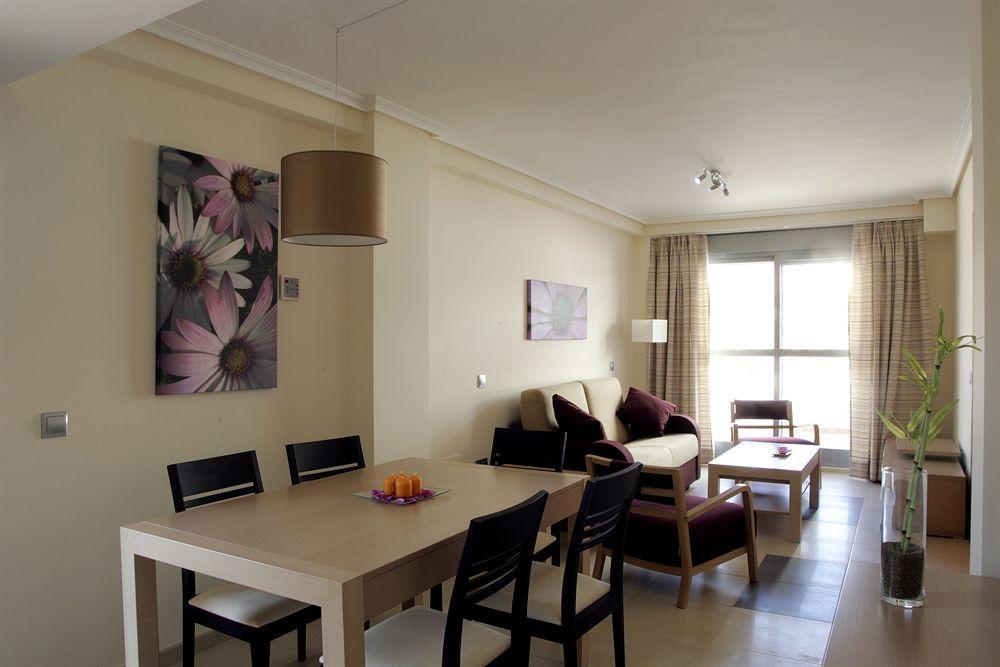 Apartahotel Marina Rey Vera Zewnętrze zdjęcie