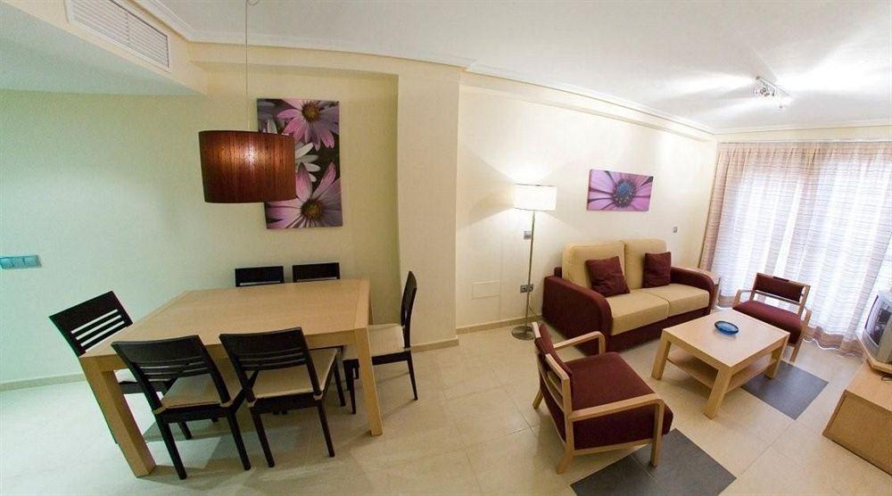 Apartahotel Marina Rey Vera Zewnętrze zdjęcie